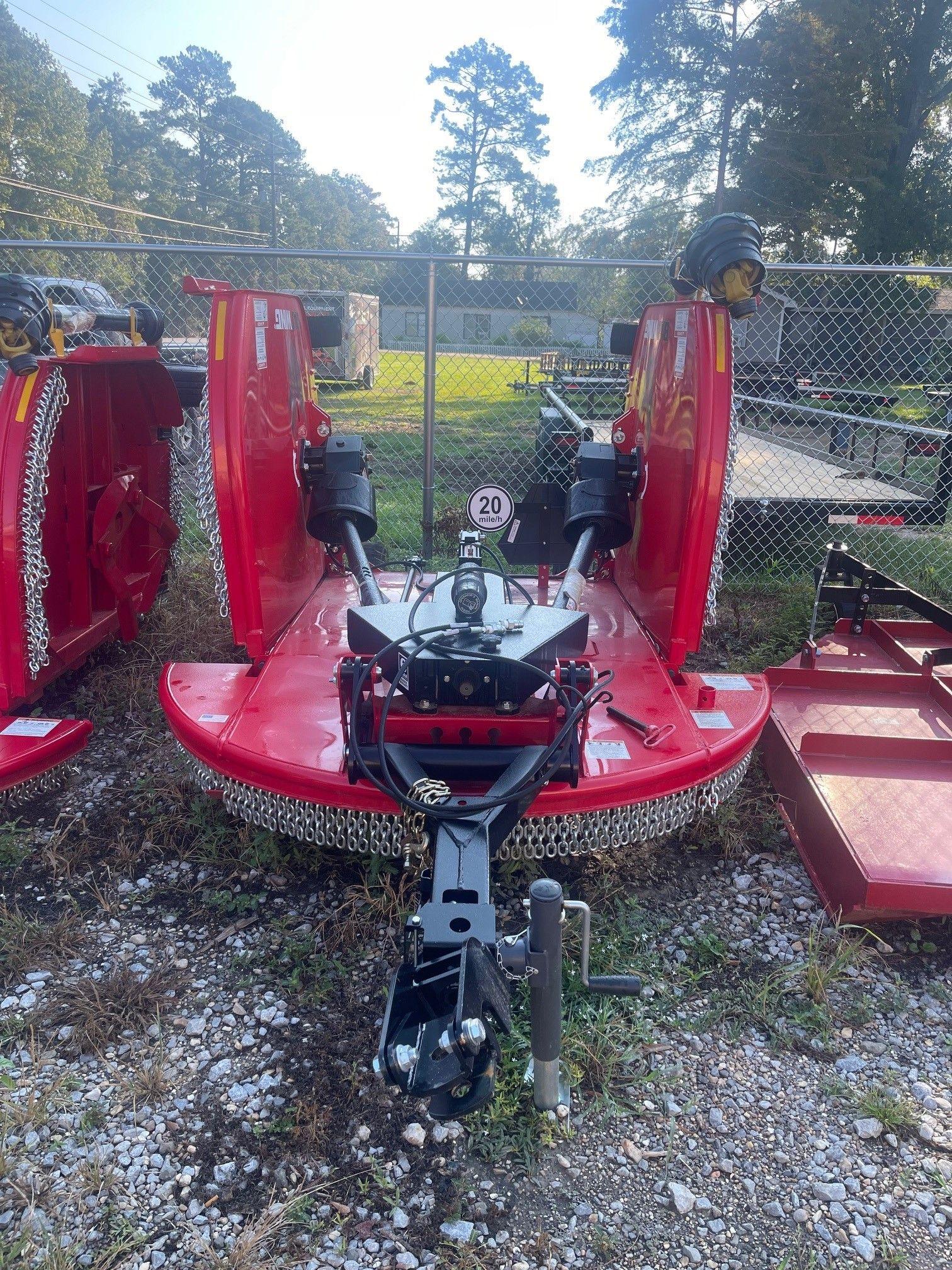 Woods BW12 Batwing Rotary Cutter