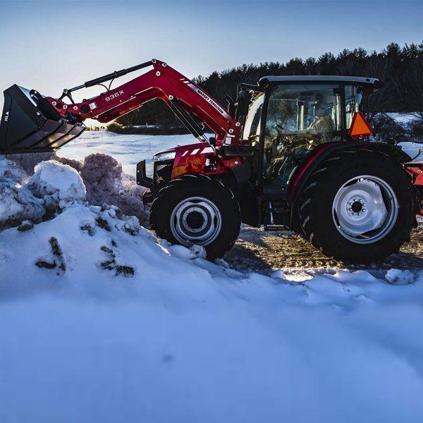 MF 4709 - 90HP - Utility Tractor